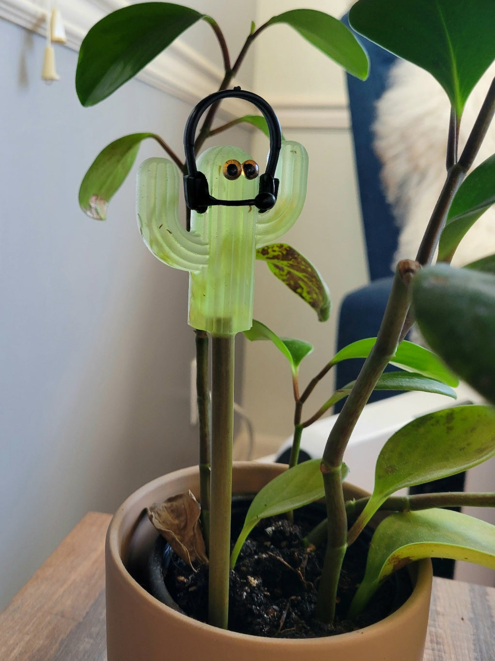Plant decor stake (With headset)