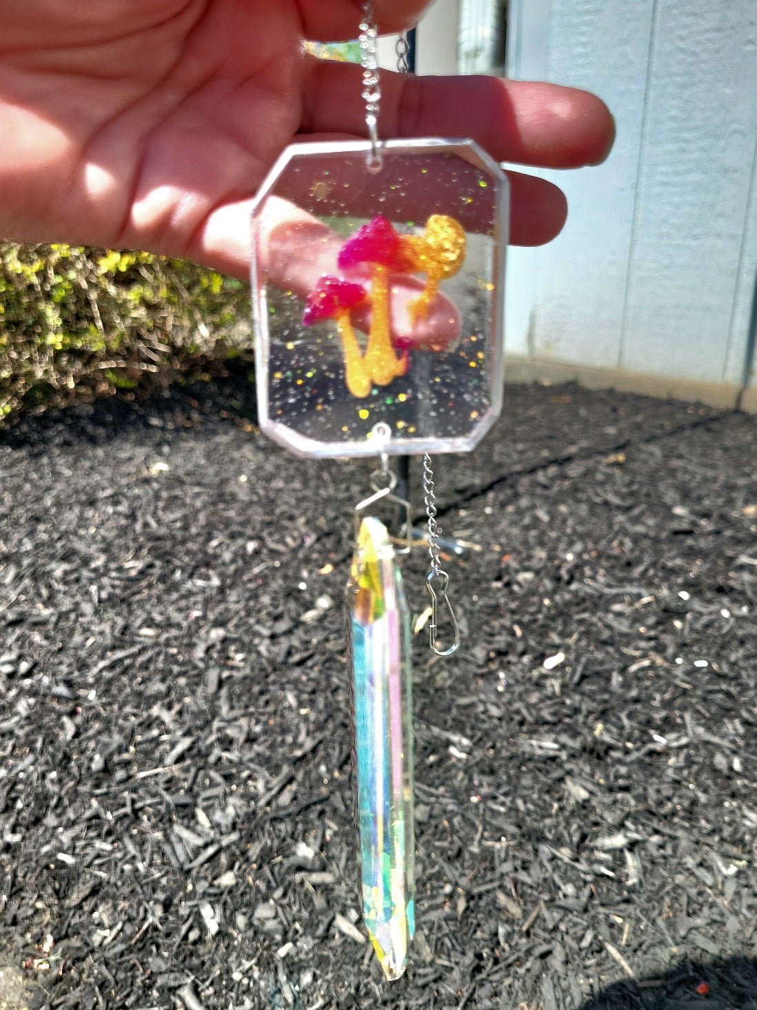 Suncatcher (Snail & Mushrooms) Medium