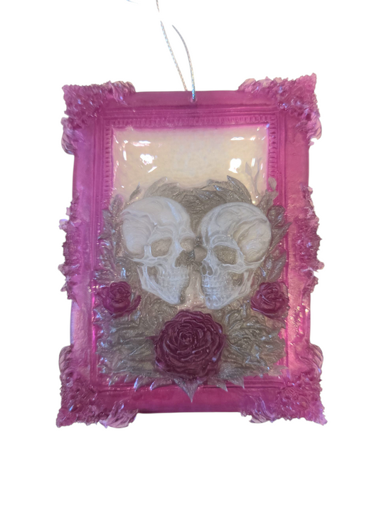 Large storybook skeleton (ornament)