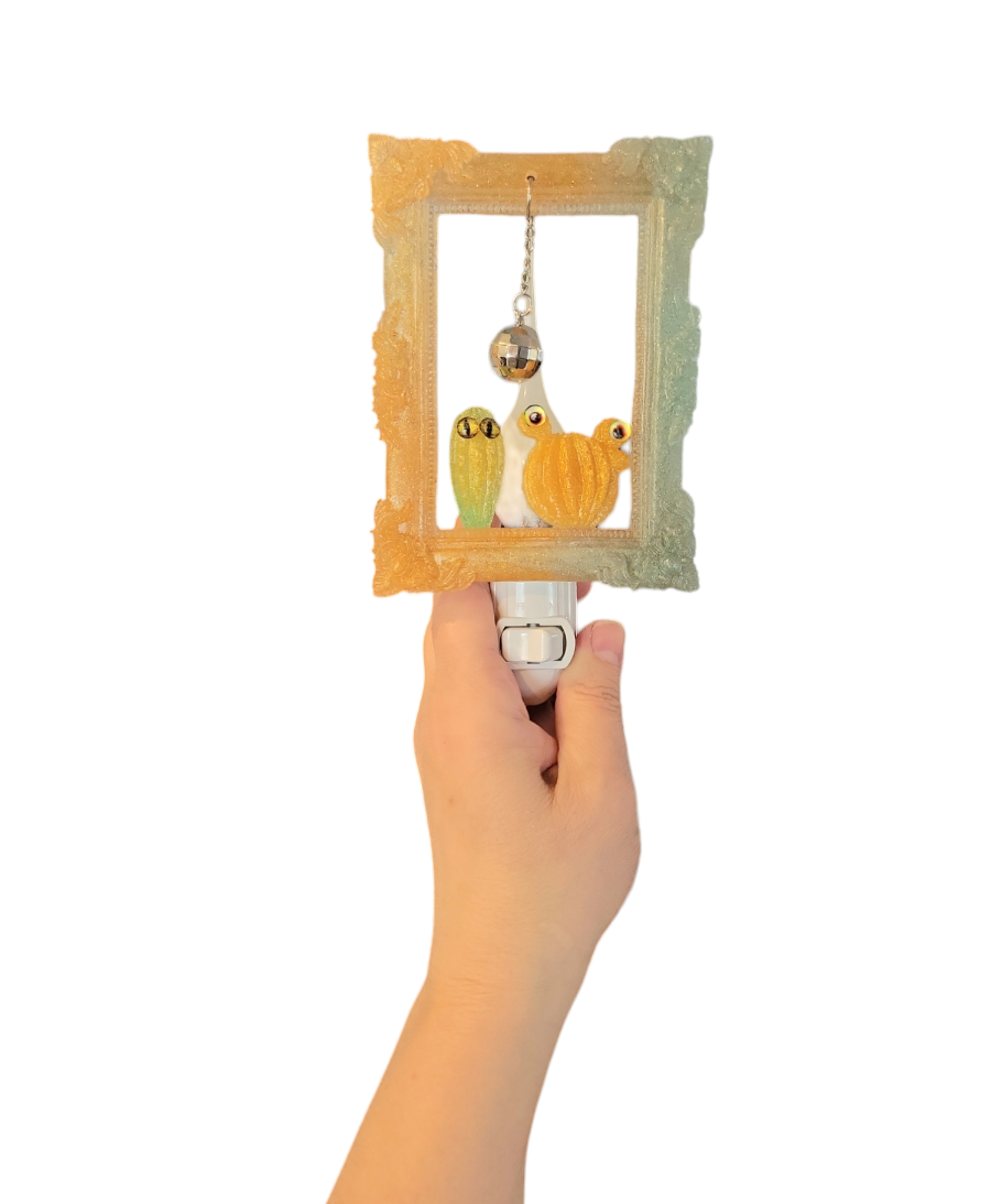 Desert disco (Googly eye night light)