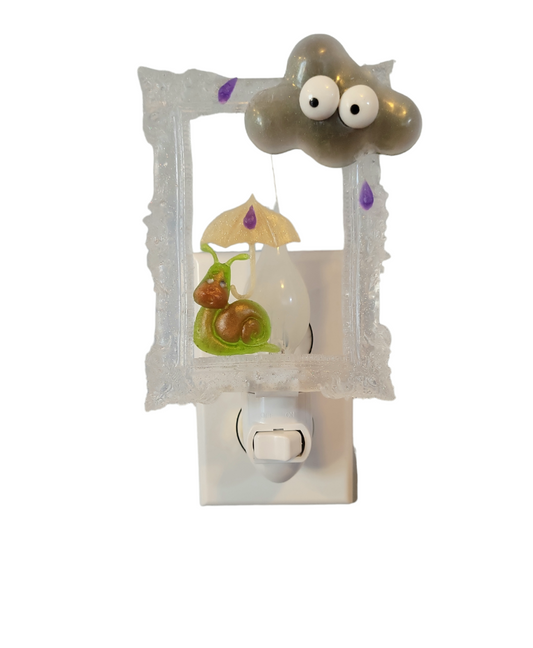 Snail in storm (Night light)