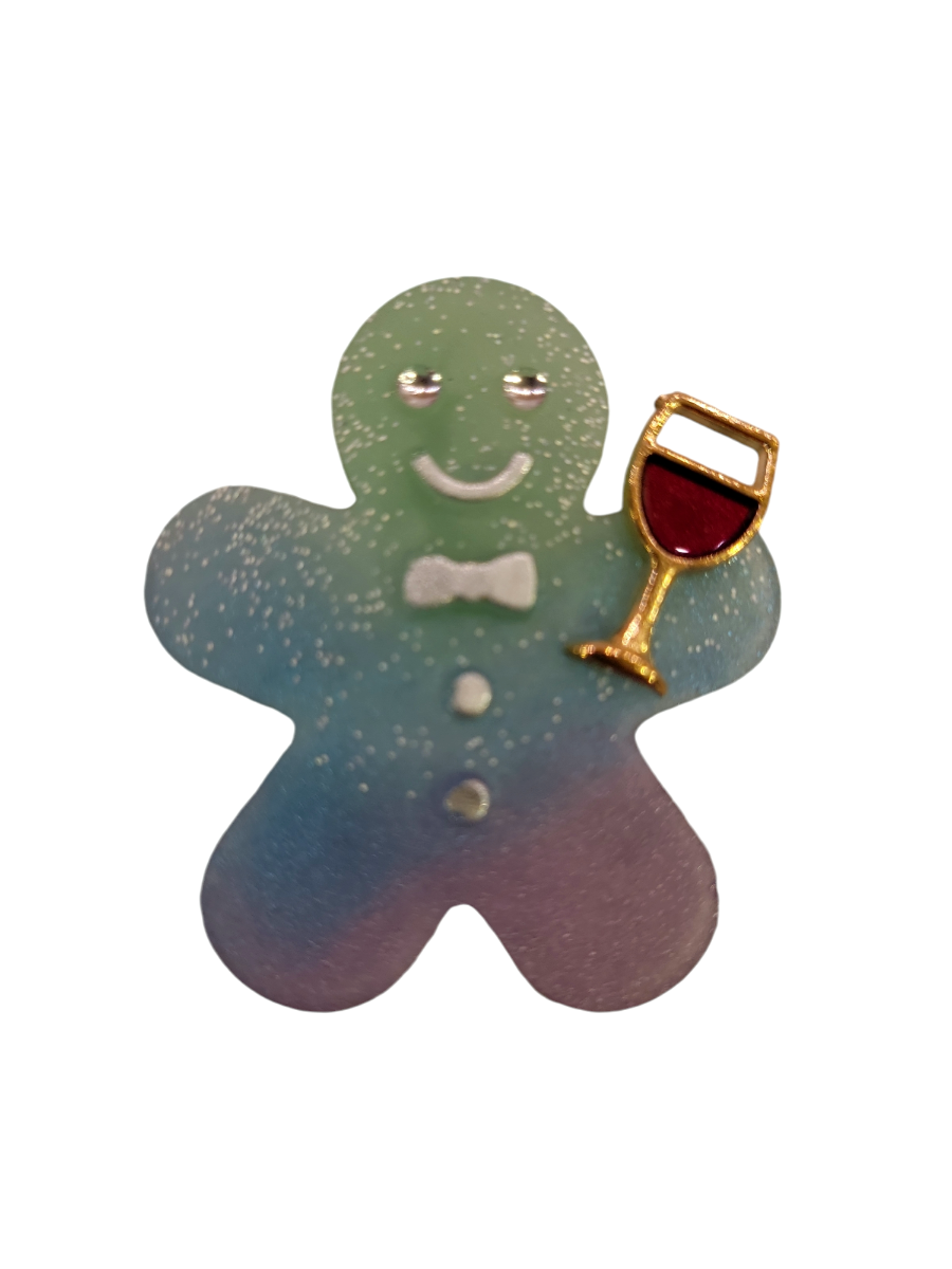 Gingerbread man with wine (magnets)
