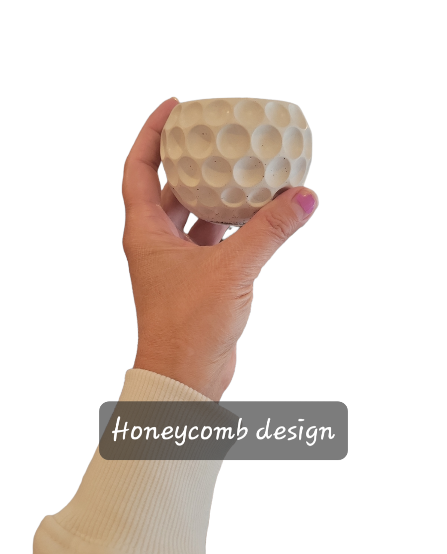 Concrete vessel textured