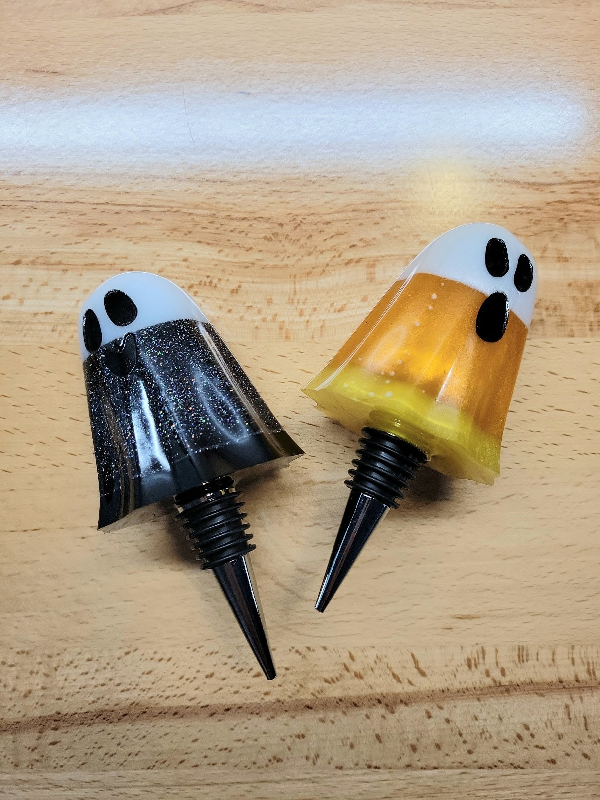 Wine stopper (Goth glitter ghoul)