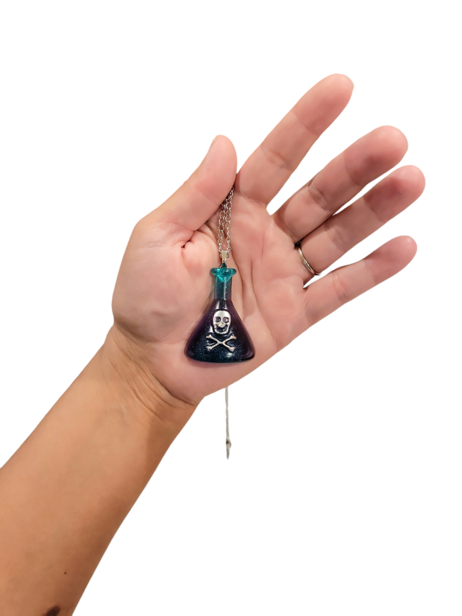 Necklace (Potion bottle)